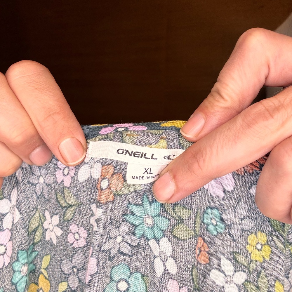O'Neill Multicolor Floral Maxi Dress - Picture 5 of 6